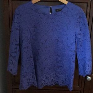 BANANA REPUBLIC NWOT size XS lace top